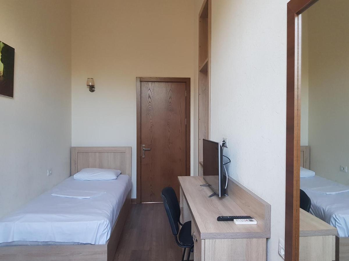 Central Apartment باكو الغرفة الصورة