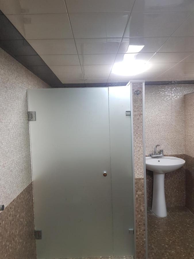 Central Apartment باكو المظهر الخارجي الصورة