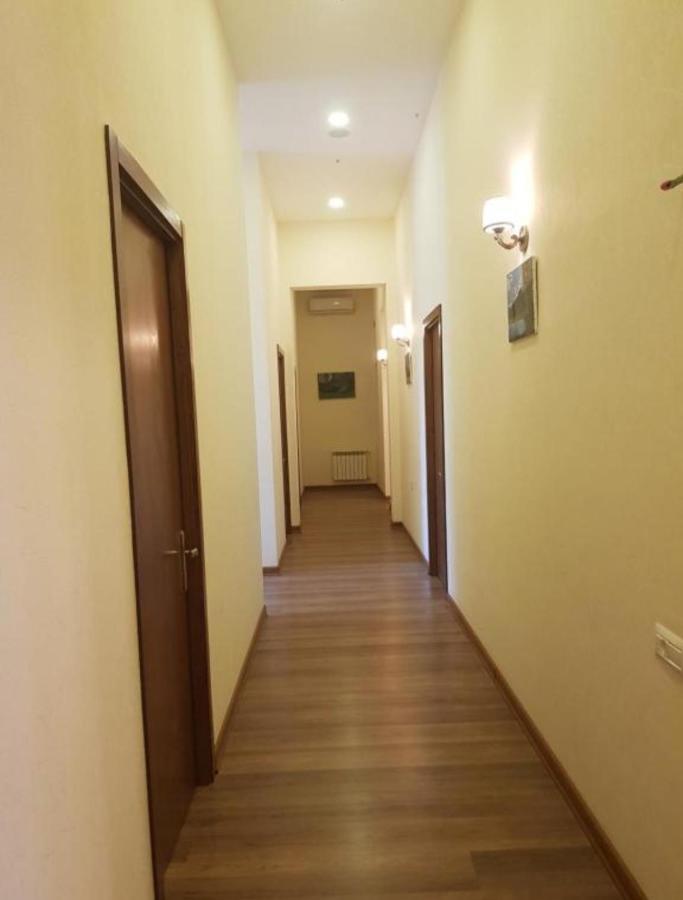 Central Apartment باكو المظهر الخارجي الصورة