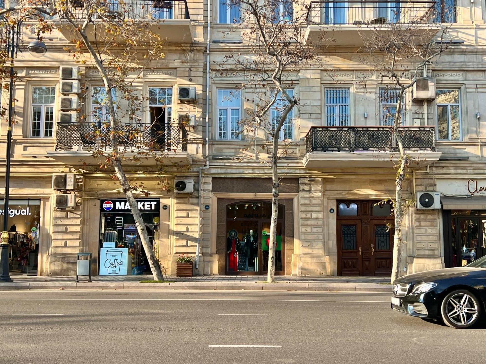 Central Apartment باكو المظهر الخارجي الصورة