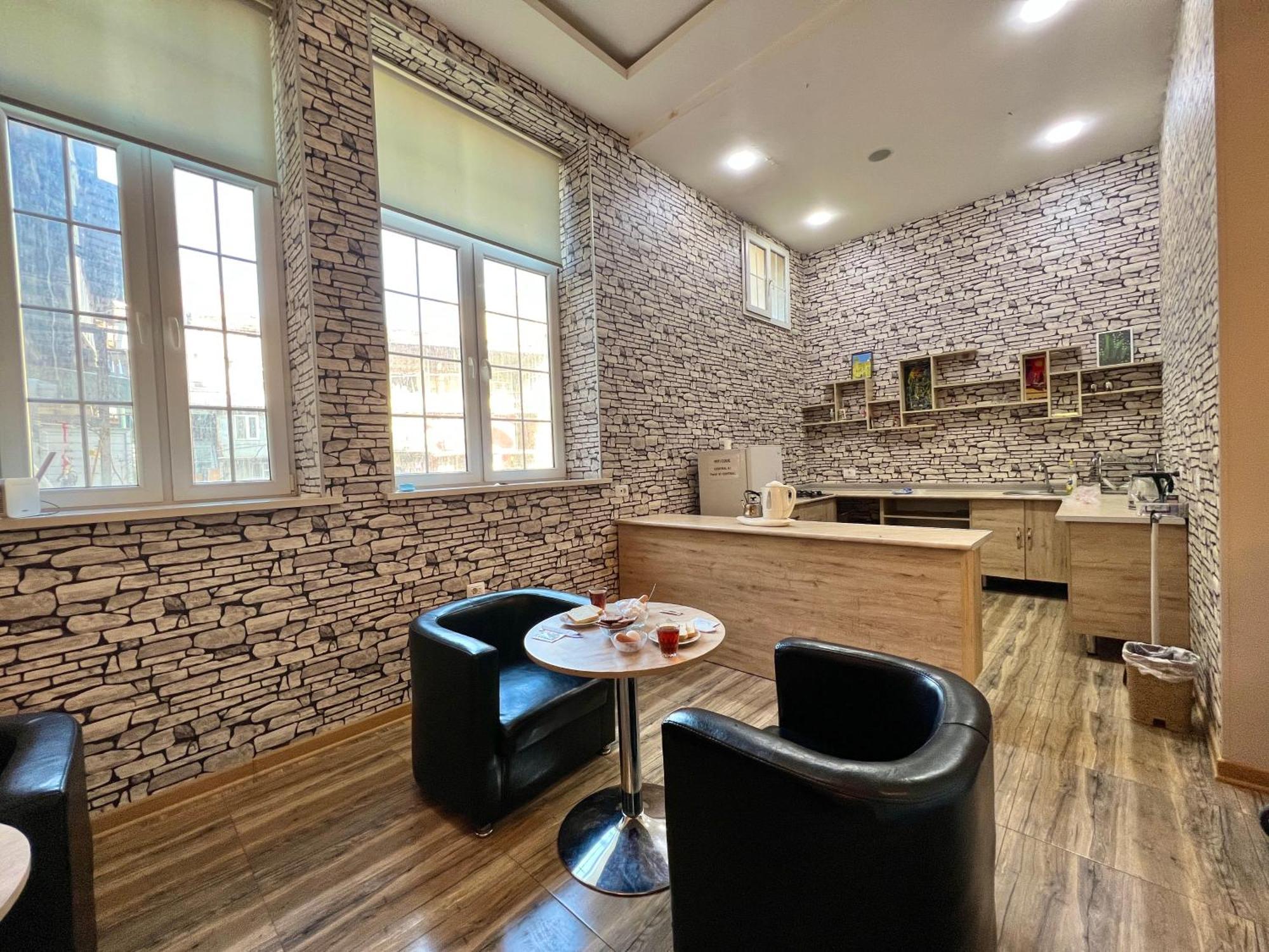 Central Apartment باكو المظهر الخارجي الصورة